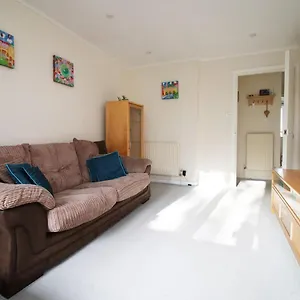 Apartment Cohost Partners- Free Parking | Close To Town, Bath